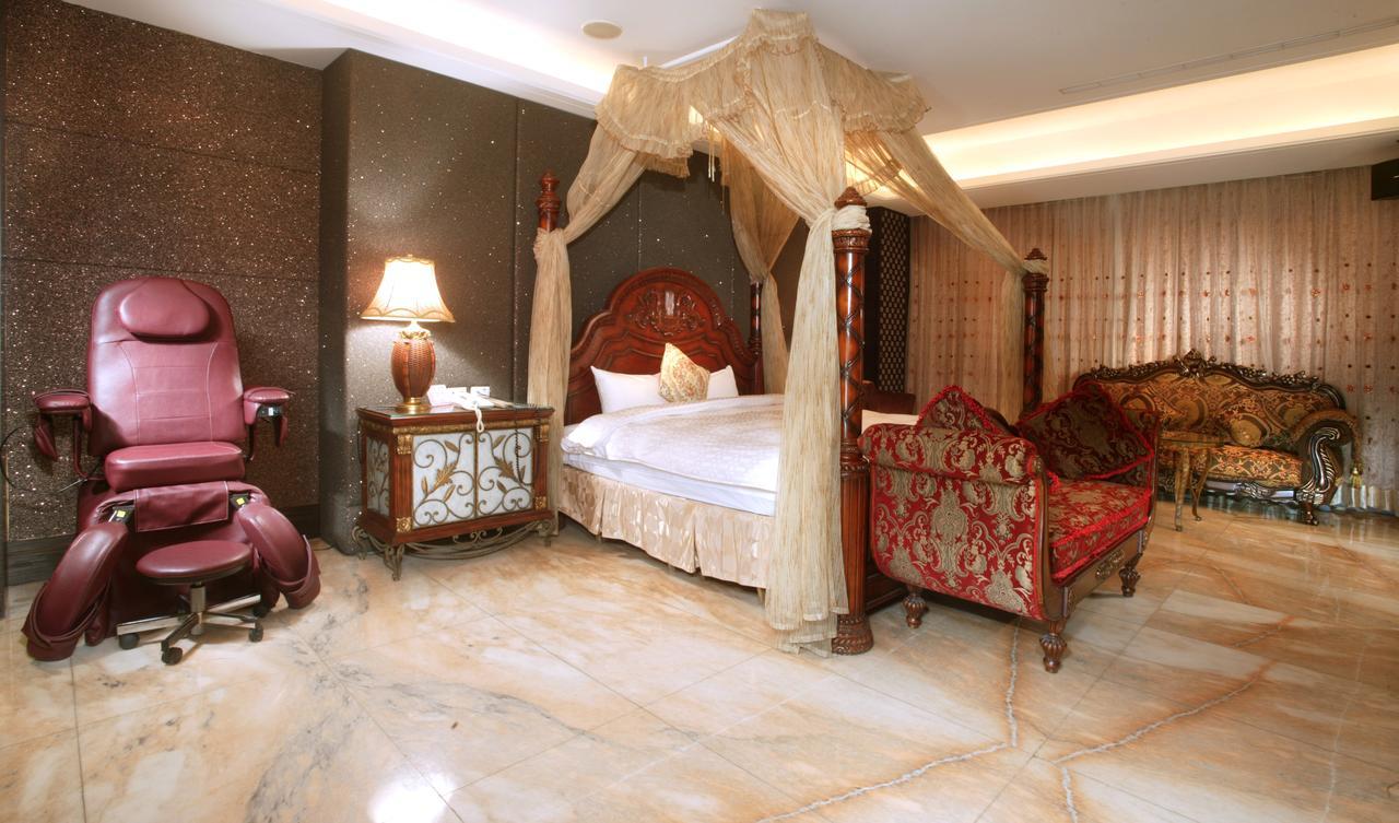 御花園商務旅舘虎尾舘-金花園汽車旅舘066 Motel Huwei Dış mekan fotoğraf